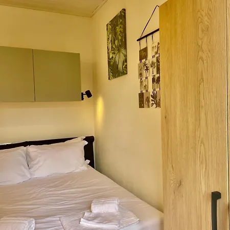 Bnbook Leonardo Apartament *
